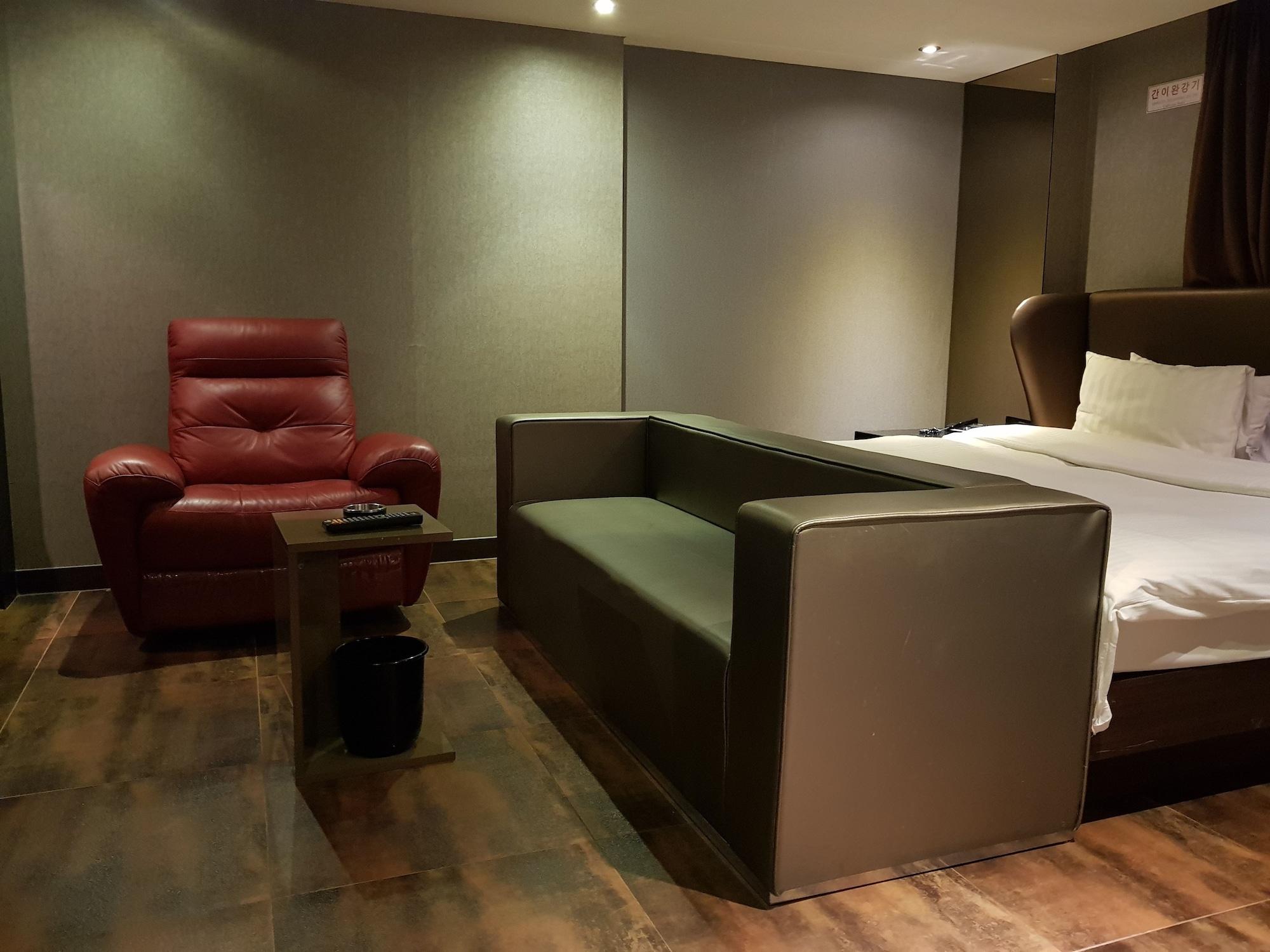 The California Hotel Seoul Seocho Екстер'єр фото